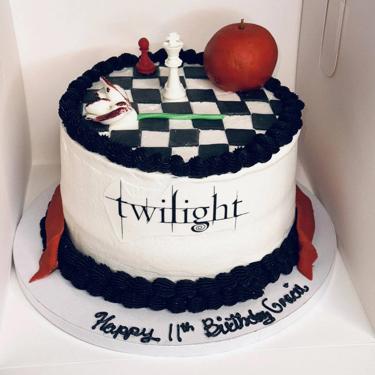 Twilight Cake
